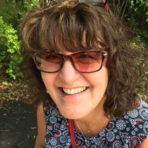 Meet your Posher, Brenda